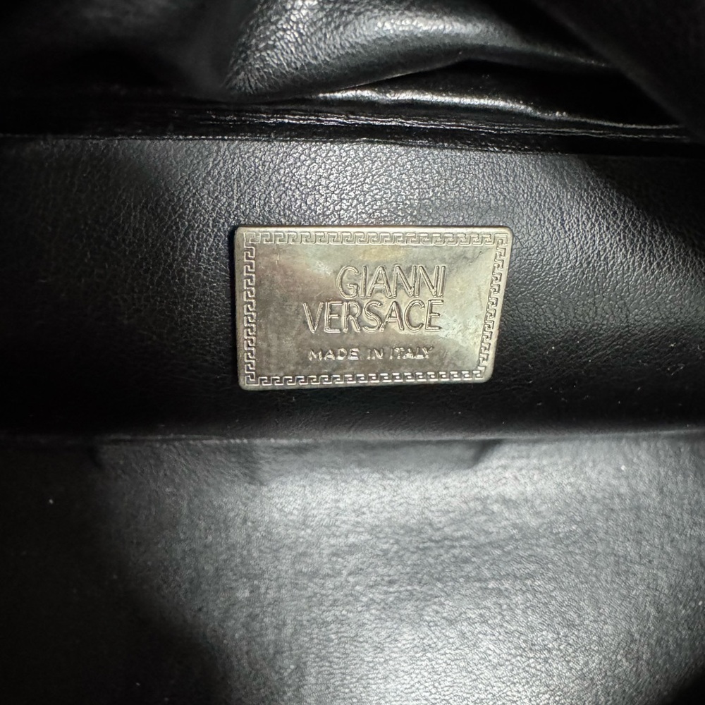 Vintage Gianni Versace Black Leather Medusa Toiletry Bag Made in Italy - Picture 7 of 9